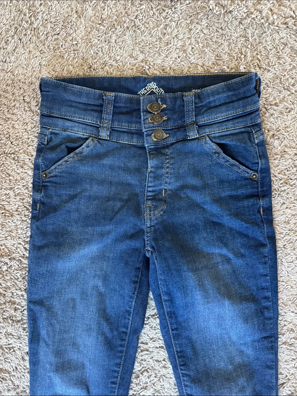 Girls Dark Wash Stretch Skinny Jeans with Triple Button Waist / G26